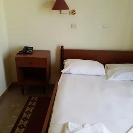 Maronika Hotel 2*