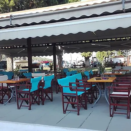 Maronika Hotel